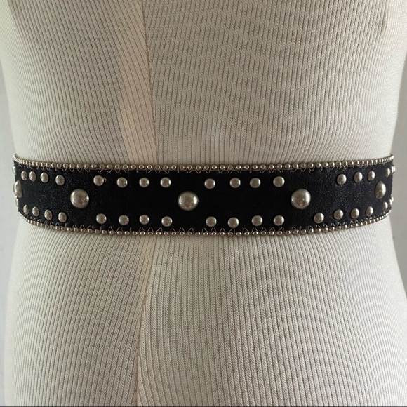 Kathy van Zeeland buckle stud back leather belt - Picture 3 of 15